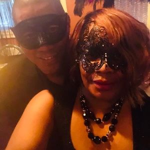 Meet your Posher, Alberta